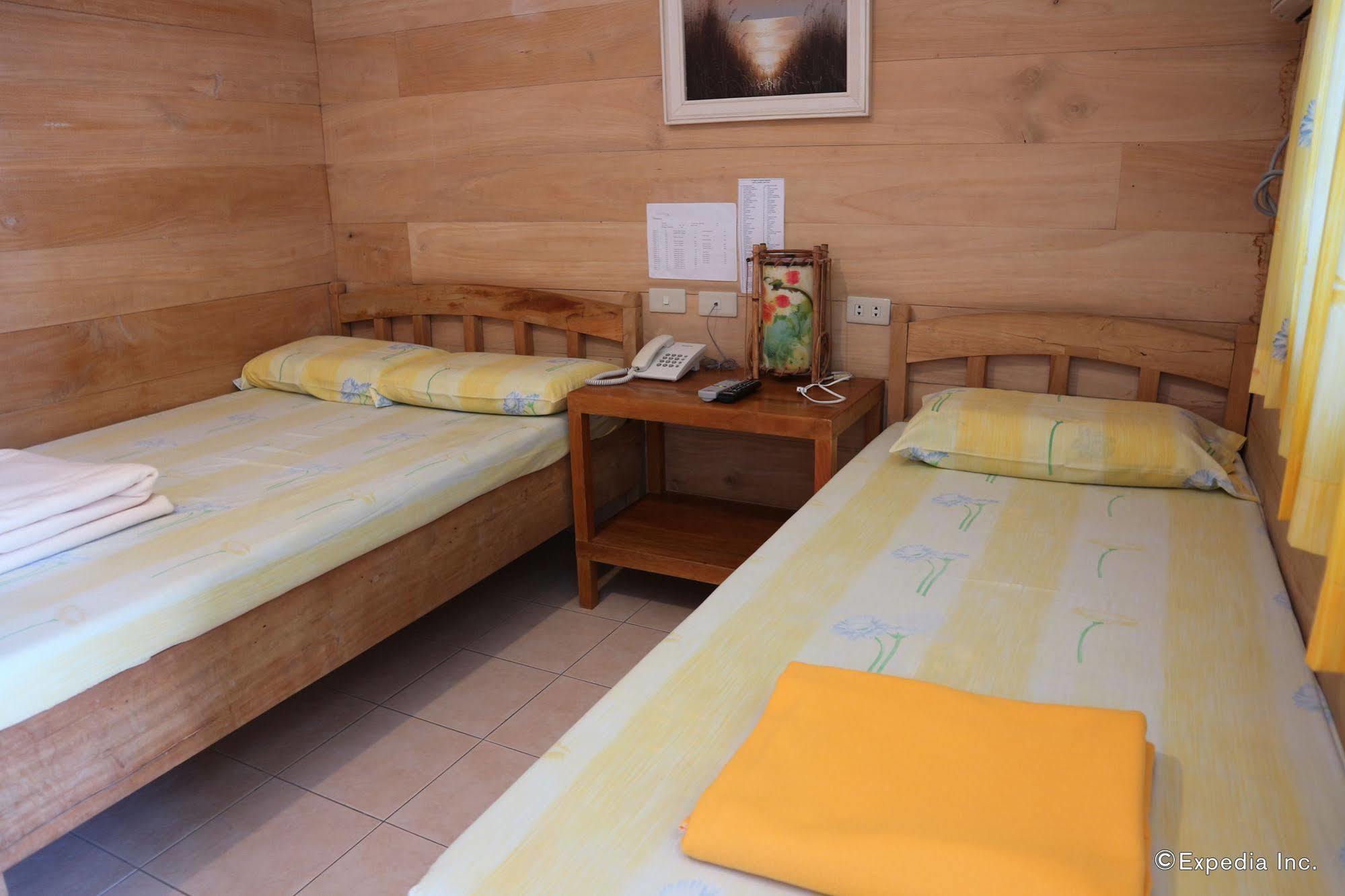 Antulang Beach Resort Siaton Exterior foto